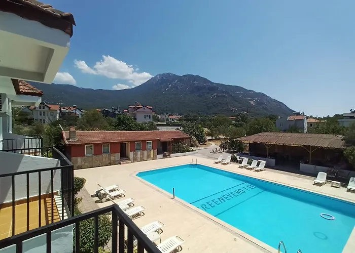 Greeneye Bed & Breakfast *